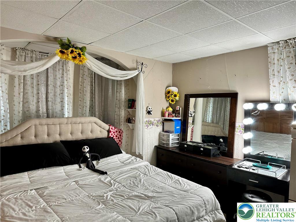 Northampton Boro, Pennsylvania 18067, United States, 4 Bedrooms Bedrooms, ,2 BathroomsBathrooms,Residential,Active,168039