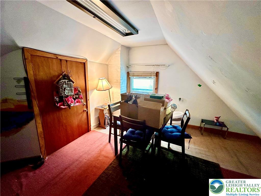 Northampton Boro, Pennsylvania 18067, United States, 4 Bedrooms Bedrooms, ,2 BathroomsBathrooms,Residential,Active,168039