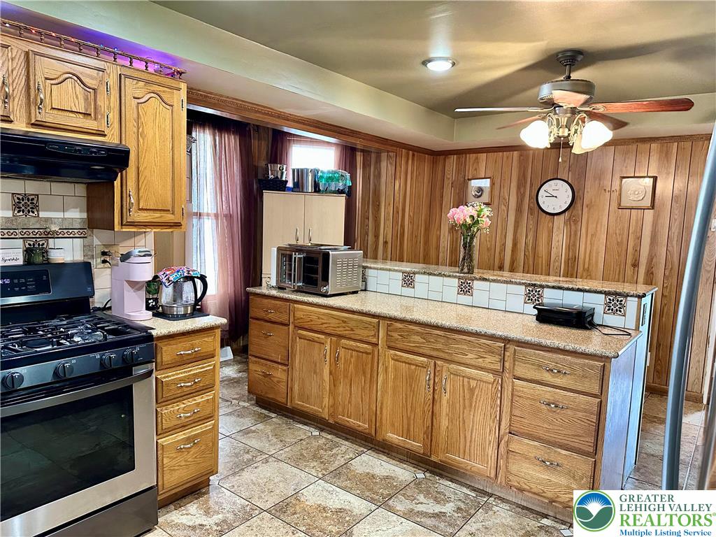 Northampton Boro, Pennsylvania 18067, United States, 4 Bedrooms Bedrooms, ,2 BathroomsBathrooms,Residential,Active,168039