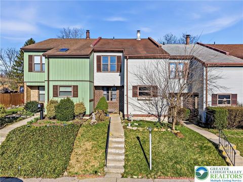 Photo of 1613 Shenandoah Court, Whitehall, PA 18104 (MLS # 773225)