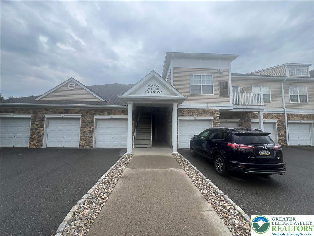 424 Waterford Terrace