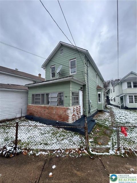 Photo of 30 Coal Street, Luzerne, PA 18617 (MLS # 769080)