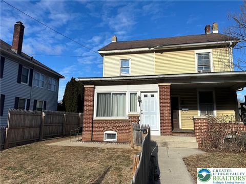 Photo of 793 Delaware Avenue, Palmerton Boro, PA 18071 (MLS # 770385)