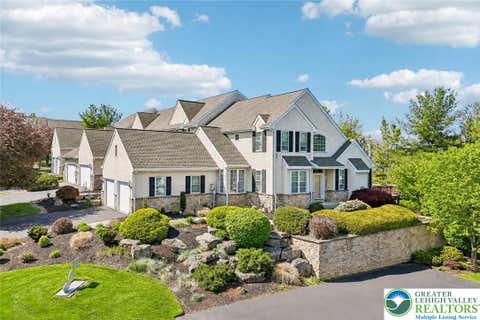 Photo for 528 Parkside Court