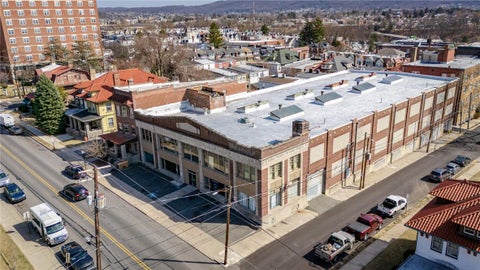 Photo for 1518 W Walnut Street