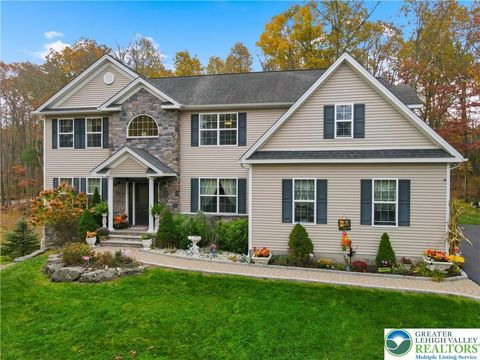 Photo of 603 Washington Crossing, East Stroudsburg, PA 18301 (MLS # 769073)