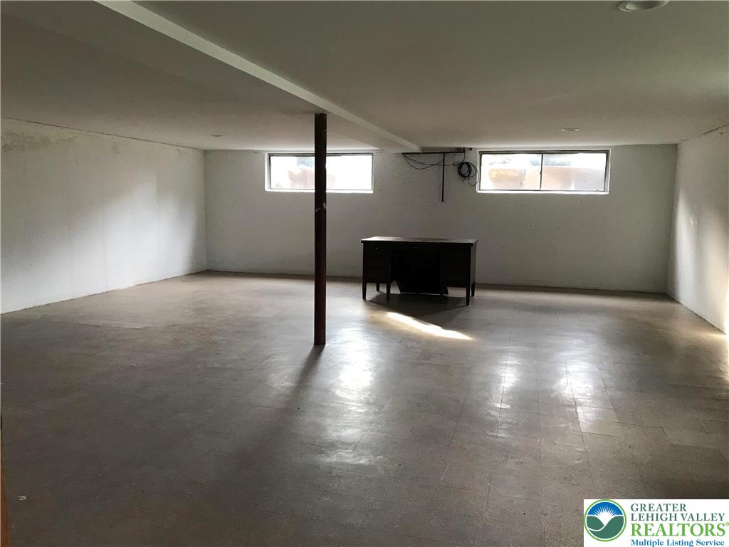 Stockertown Boro, Pennsylvania 18083, United States, 3 Bedrooms Bedrooms, ,1 BathroomBathrooms,Residential,Active,221917