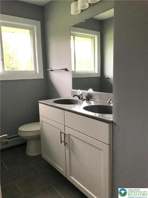 Stockertown Boro, Pennsylvania 18083, United States, 3 Bedrooms Bedrooms, ,1 BathroomBathrooms,Residential,Active,221917