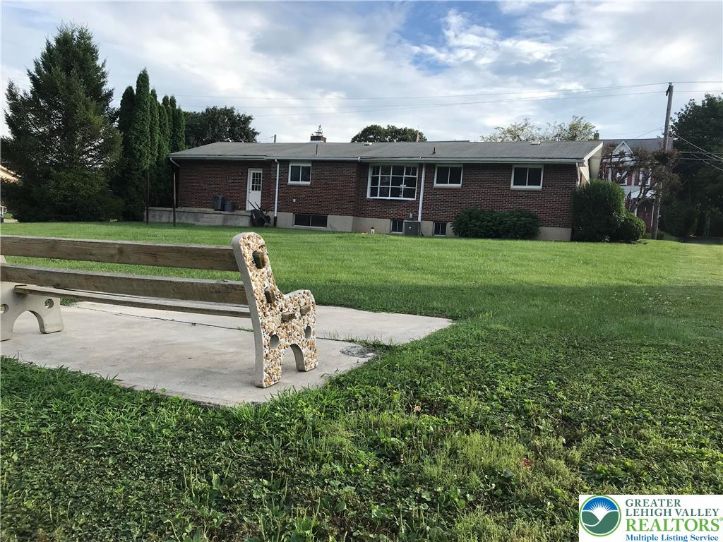 Stockertown Boro, Pennsylvania 18083, United States, 3 Bedrooms Bedrooms, ,1 BathroomBathrooms,Residential,Active,221917