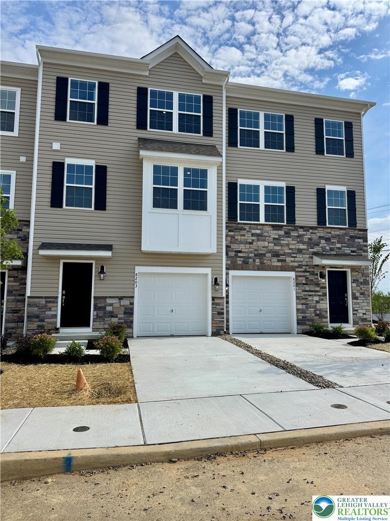 8203 Alexander Court