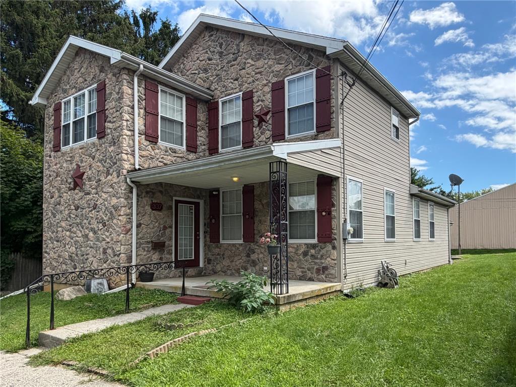 337 E Kleinhans Street