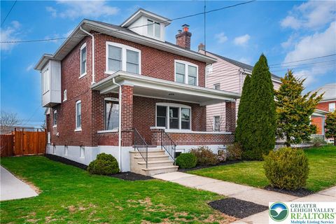Photo of 956 Club Avenue Ave, Allentown, PA 18109 (MLS # 774546)