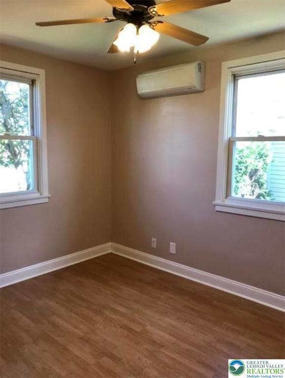 Whitehall Twp, Pennsylvania 18052, United States, 2 Bedrooms Bedrooms, ,1 BathroomBathrooms,Residential,Pending,205594