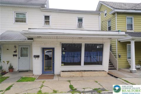 Photo of 243 S walnut, Slatington Boro, PA 18080 (MLS # 762246) Photo of 243 S walnut, Slatington Boro, PA 18080 (MLS # 762246)