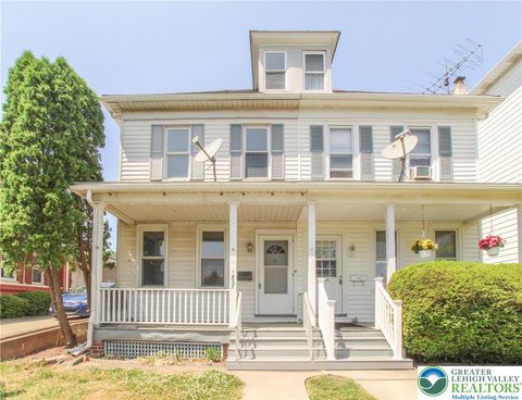Photo of 1827 Washington Boulevard, Wilson Boro, PA 18042 (MLS # 774283)