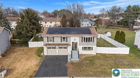 Photo of 1741 Barrett Drive, Bethlehem, PA 18017 (MLS # 769331)