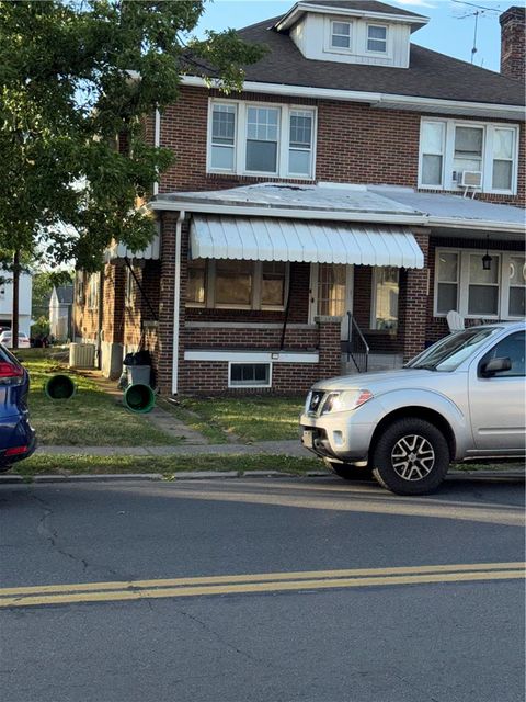 Photo of 2033 W Tilghman Street, Allentown, PA 18104 (MLS # 779300)