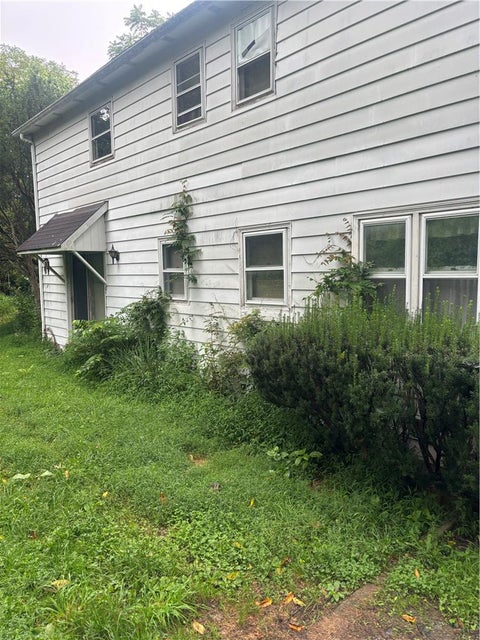Homes For Sale - 5006 Chestnut Hill Rd<br/> Upper Saucon Twp, PA 18034