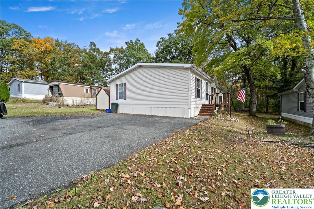 Richland Twp, Pennsylvania 18951, United States, 3 Bedrooms Bedrooms, ,2 BathroomsBathrooms,Residential,Active,231363