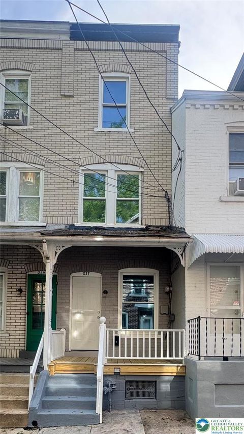 Photo of 237 N Fountain Street, Allentown, PA 18102 (MLS # 777679)