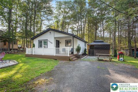 Photo of 7483 Cottage Lane, Coolbaugh Twp, PA 18466 (MLS # 763937) Photo of 7483 Cottage Lane, Coolbaugh Twp, PA 18466 (MLS # 763937)