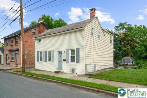 Photo of 533 Main Street, Freemansburg Boro, PA 18017 (MLS # 774236)