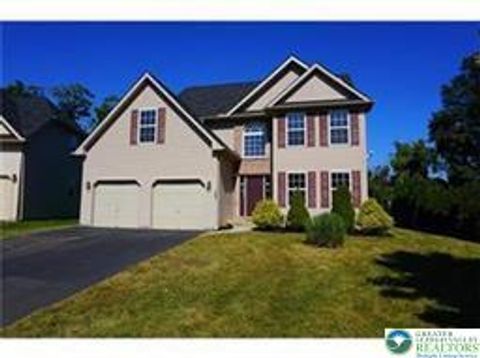 Homes For Rent - 103 Highlands Circle<br/> Easton, PA 18042