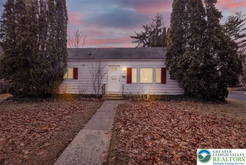 Photo of 2252 W Livingston Street, Allentown, PA 18104 (MLS # 770487)