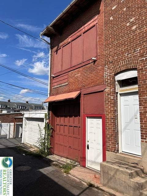 322 N Franklin Street Storage/Garage area