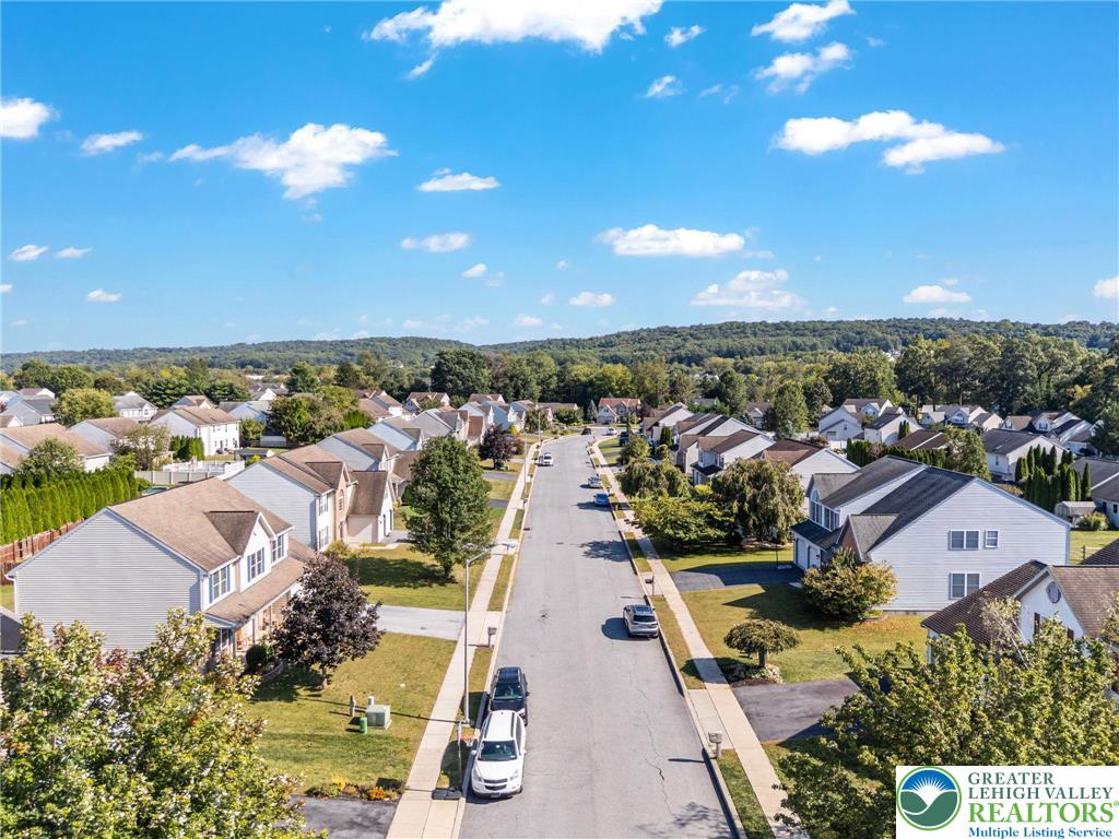 Maiden Creek Twp, Pennsylvania 19510, United States, 4 Bedrooms Bedrooms, ,3 BathroomsBathrooms,Residential,Pending,215490