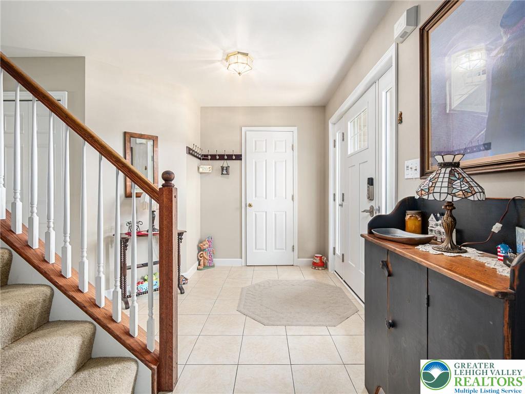 Maiden Creek Twp, Pennsylvania 19510, United States, 4 Bedrooms Bedrooms, ,3 BathroomsBathrooms,Residential,Pending,215490