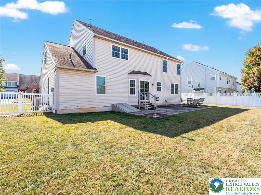 Maiden Creek Twp, Pennsylvania 19510, United States, 4 Bedrooms Bedrooms, ,3 BathroomsBathrooms,Residential,Pending,215490