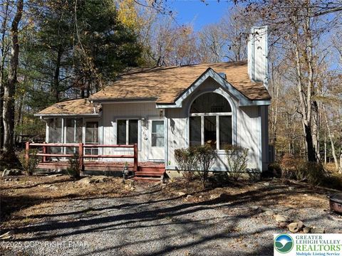 Photo of 135 Sitka Drive, Coolbaugh Twp, PA 18347 (MLS # 766750) Photo of 135 Sitka Drive, Coolbaugh Twp, PA 18347 (MLS # 766750)