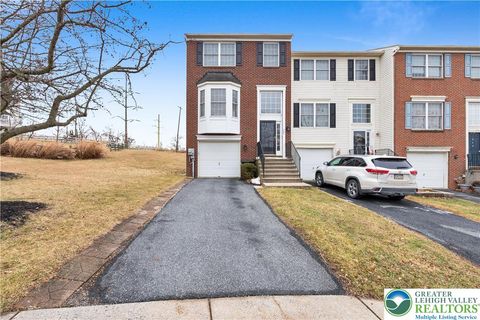 Photo of 307 Oak Street, Freemansburg Boro, PA 18017 (MLS # 770323)