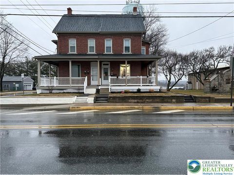 Photo of 438 Main Street, Red Hill Boro, PA 18076 (MLS # 770326)