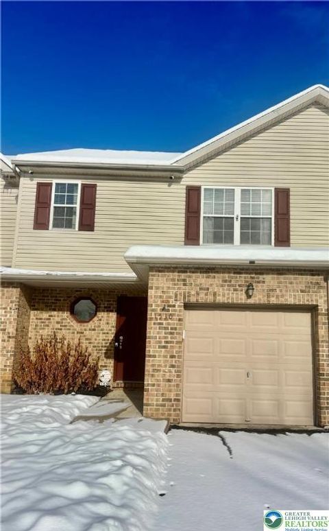 Photo of 1530 Hawthorn Drive, Easton, PA 18040 (MLS # 770680)