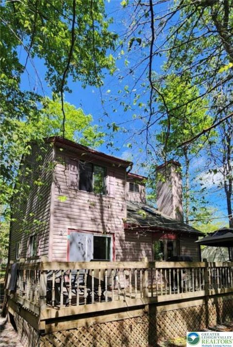 Photo of 9265 Westwood Drive, Tobyhanna Twp, PA 18466 (MLS # 764983) Photo of 9265 Westwood Drive, Tobyhanna Twp, PA 18466 (MLS # 764983)