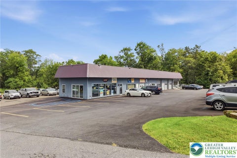 Photo for 106 Camellia Road