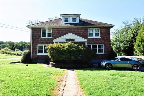 Homes For Rent - 3523 Mountain View Drive<br/> Lehigh Twp, PA 18038