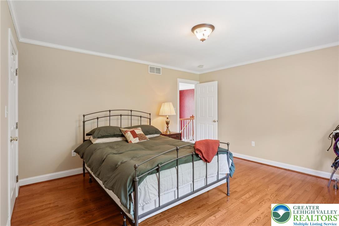 North Whitehall Twp, Pennsylvania 18069, United States, 4 Bedrooms Bedrooms, ,3 BathroomsBathrooms,Residential,Pending,185570