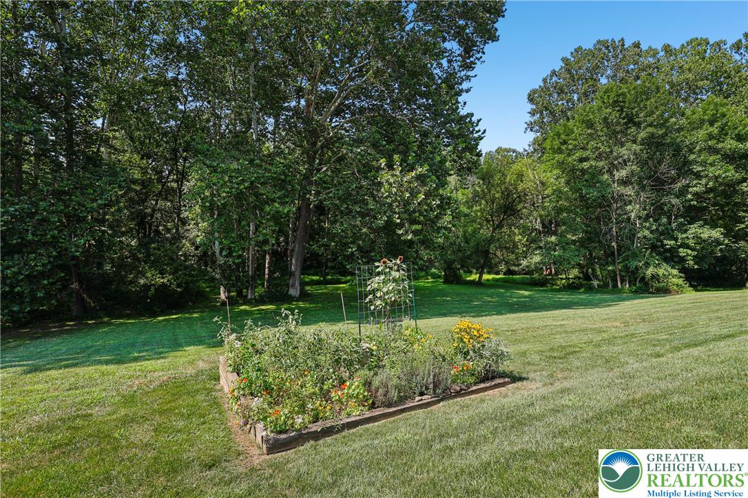 North Whitehall Twp, Pennsylvania 18069, United States, 4 Bedrooms Bedrooms, ,3 BathroomsBathrooms,Residential,Pending,185570