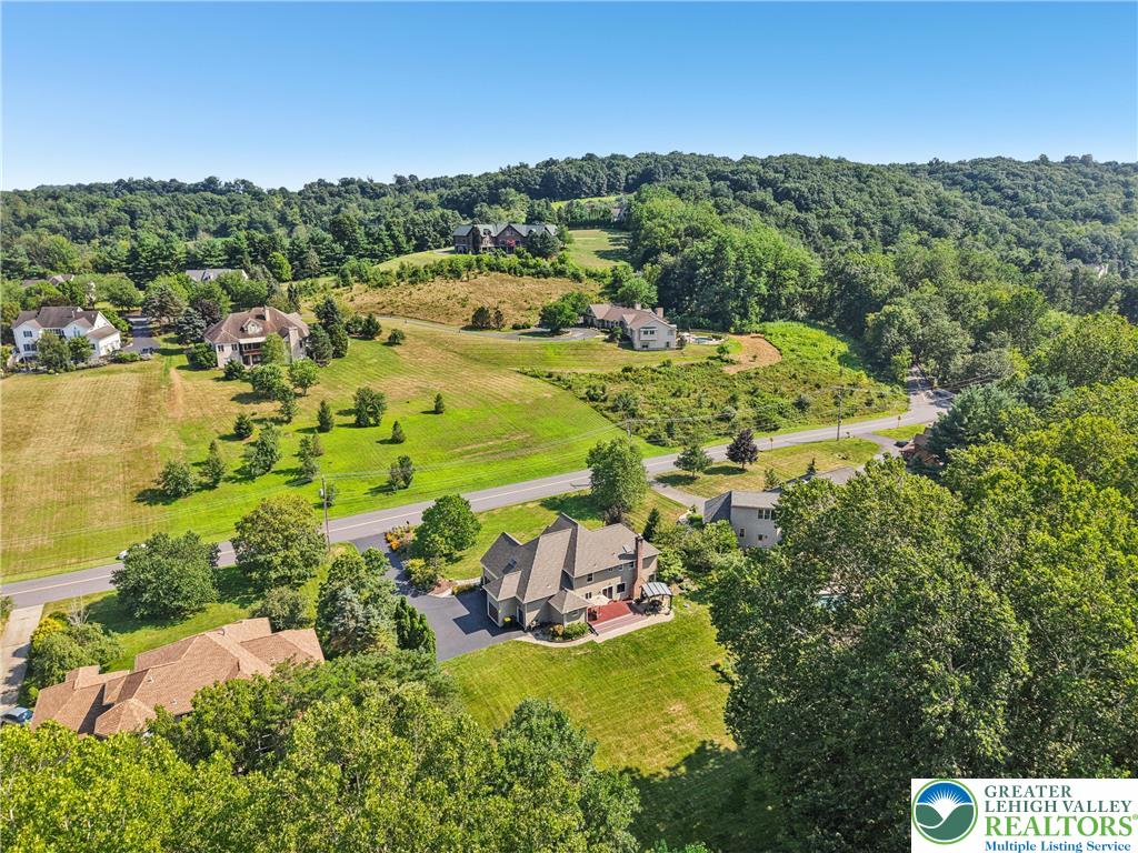 North Whitehall Twp, Pennsylvania 18069, United States, 4 Bedrooms Bedrooms, ,3 BathroomsBathrooms,Residential,Pending,185570