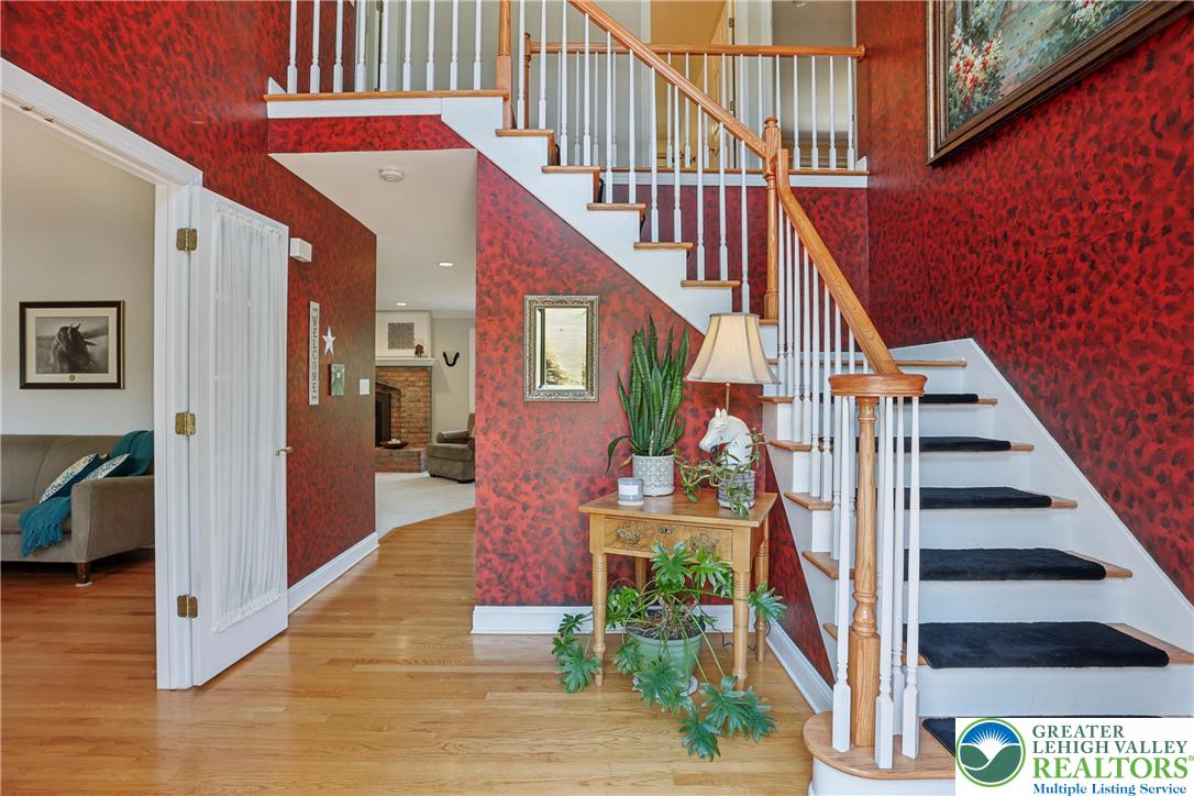 North Whitehall Twp, Pennsylvania 18069, United States, 4 Bedrooms Bedrooms, ,3 BathroomsBathrooms,Residential,Pending,185570