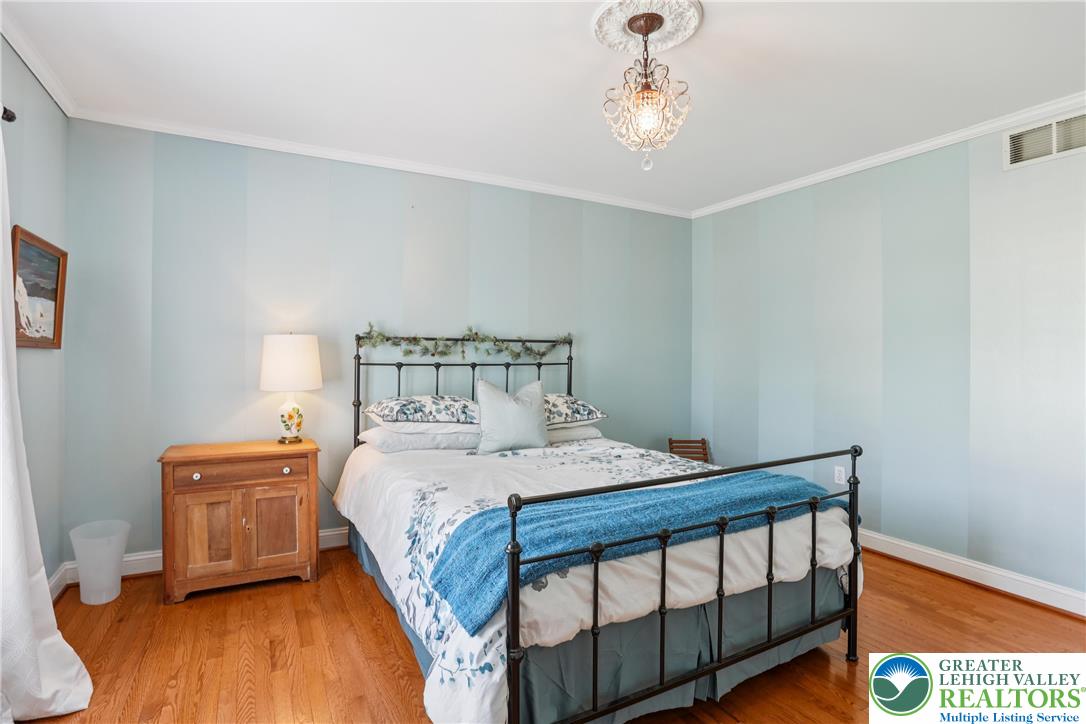 North Whitehall Twp, Pennsylvania 18069, United States, 4 Bedrooms Bedrooms, ,3 BathroomsBathrooms,Residential,Pending,185570