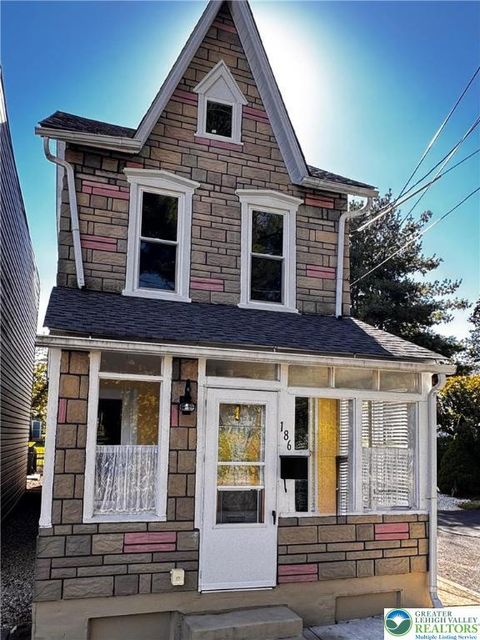 Photo of 186 North Street, Emmaus Boro, PA 18049 (MLS # 765568) Photo of 186 North Street, Emmaus Boro, PA 18049 (MLS # 765568)