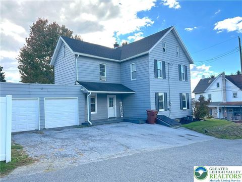 Photo of 4131 Harrison Street, Whitehall, PA 18052 (MLS # 767135) Photo of 4131 Harrison Street, Whitehall, PA 18052 (MLS # 767135)