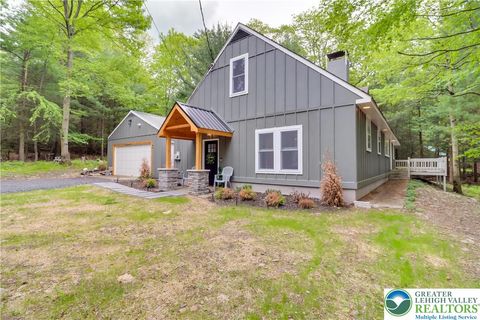 Photo of 1563 Sullivan Trail, Pocono Twp, PA 18372 (MLS # 762369) Photo of 1563 Sullivan Trail, Pocono Twp, PA 18372 (MLS # 762369)