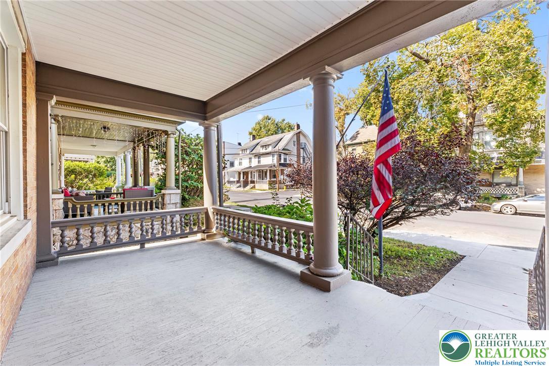 Allentown City, Pennsylvania 18102, United States, 5 Bedrooms Bedrooms, ,3 BathroomsBathrooms,Residential,Active,229173