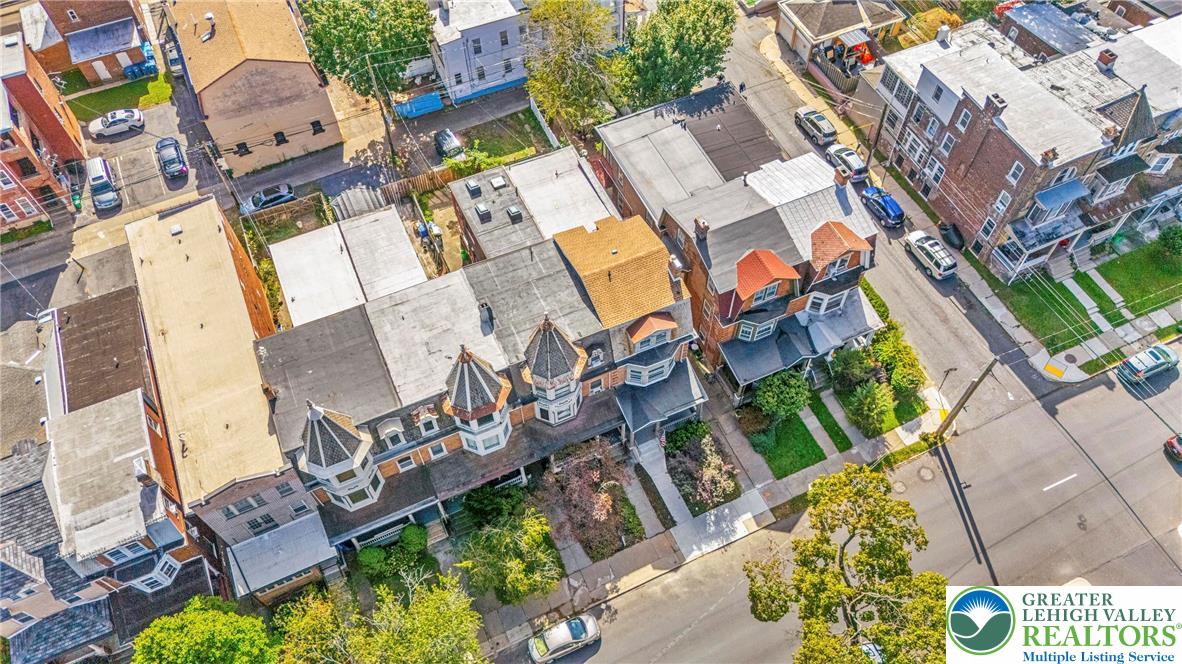 Allentown City, Pennsylvania 18102, United States, 5 Bedrooms Bedrooms, ,3 BathroomsBathrooms,Residential,Active,229173