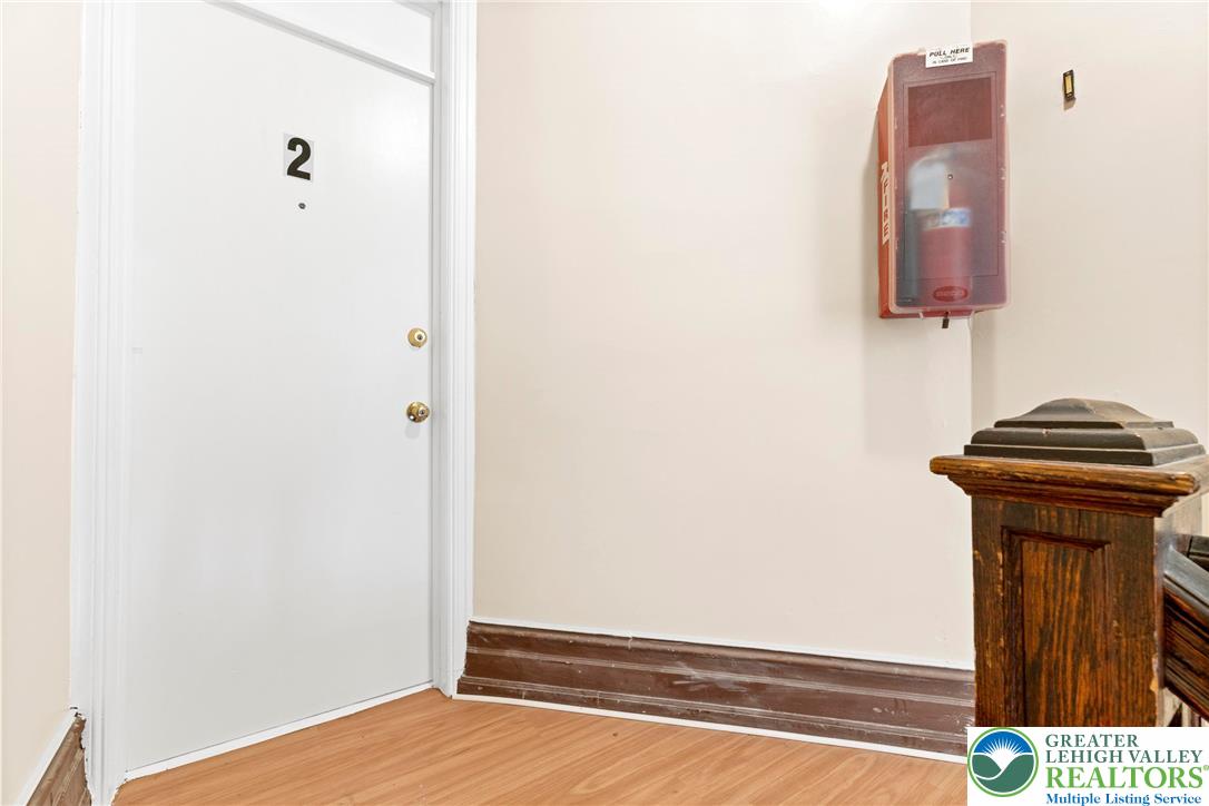 Allentown City, Pennsylvania 18102, United States, 5 Bedrooms Bedrooms, ,3 BathroomsBathrooms,Residential,Active,229173